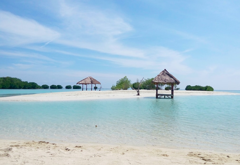 Pantai Pasir Perawan